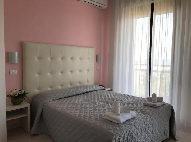 gambrinusrimini fr offre-speciale-nuit-rose-a-l-hotel-a-rimini 021