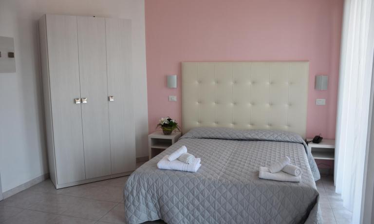 gambrinusrimini de juni-angebot-im-hotel-in-rimini-mit-gratis-kinderaufenthalt 016