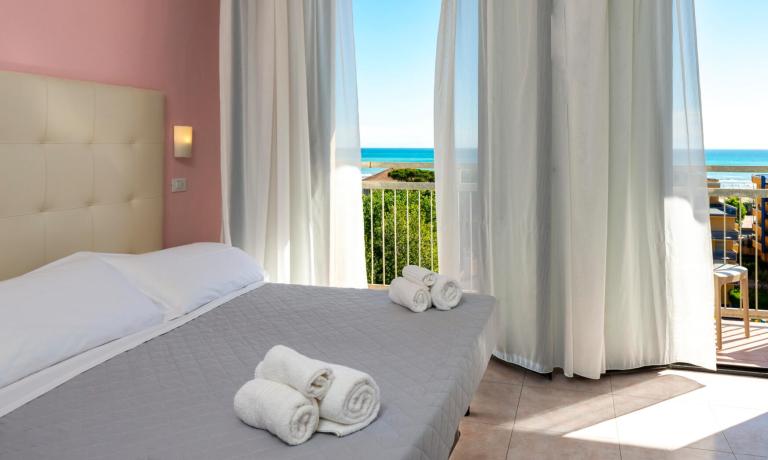 gambrinusrimini en offer-for-july-in-family-hotel-with-pool-in-rimini-near-the-sea 016