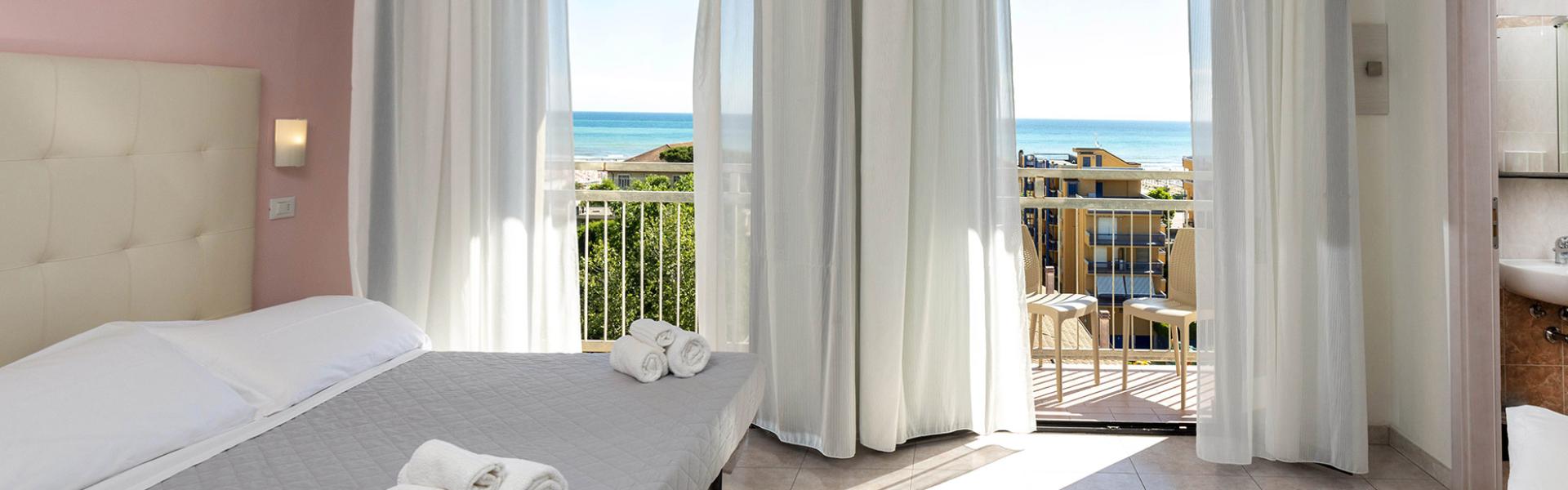 gambrinusrimini fr chambres-hotel-all-inclusive-riviera-romagnole 012